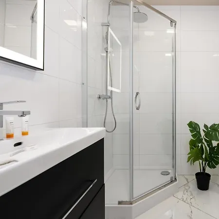 Studio On Dluga Street 650 M To The Market Square By Renters * Poznan